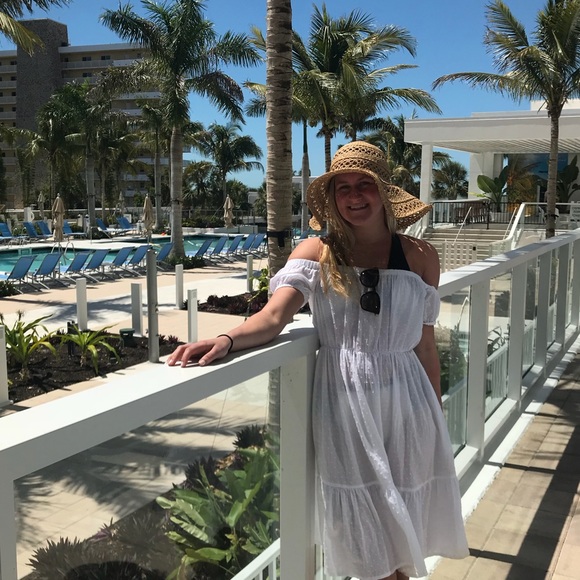 elliewargo